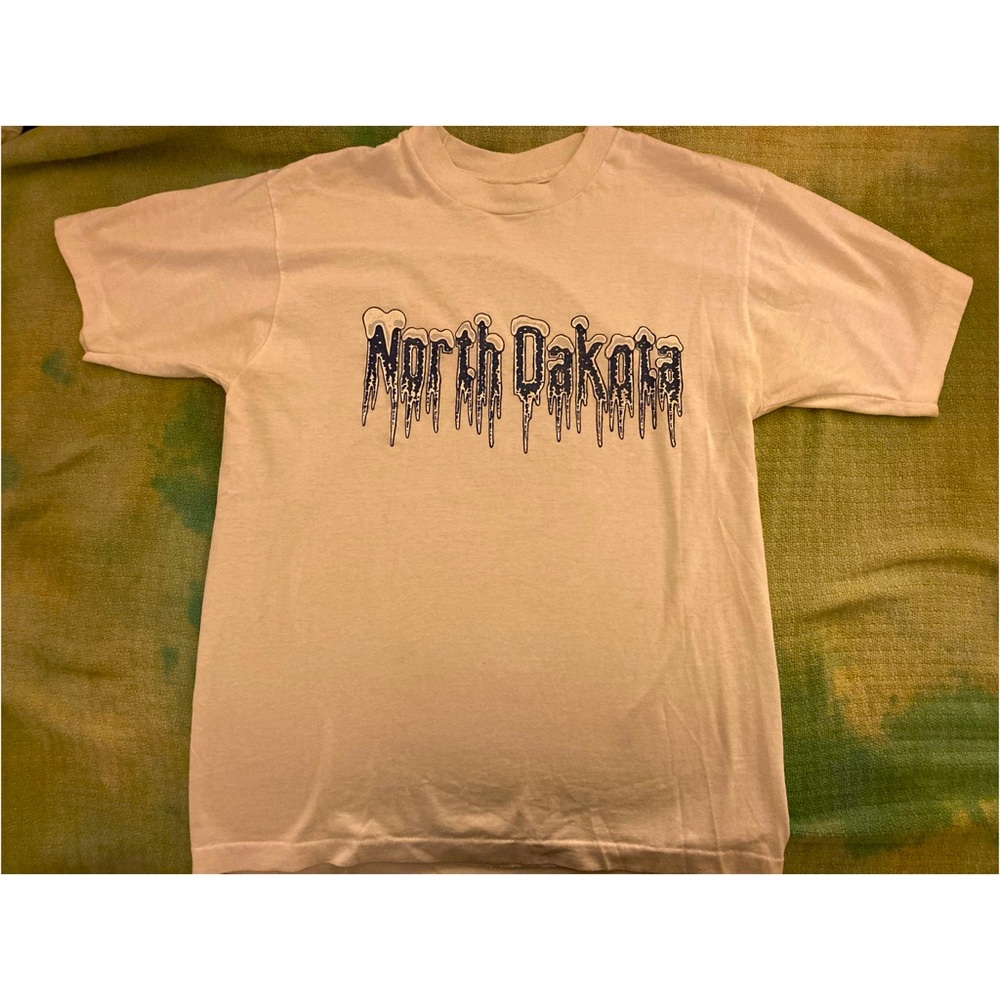 80s  North Dakota hot tub club single stitch tee